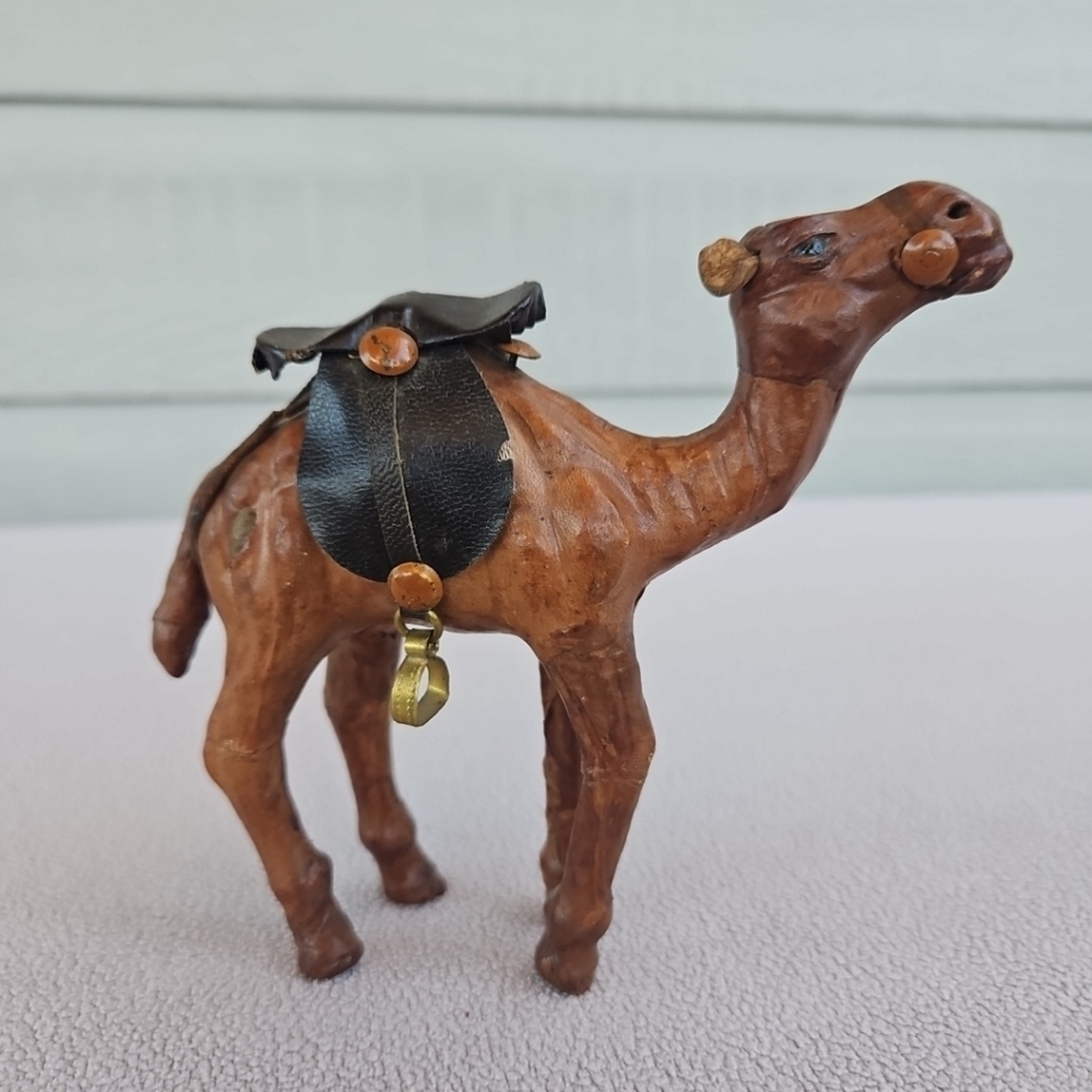 VTG Stretched Leather Camel Figurine 5" Handmade Genuine Saddle Nativity Xmas